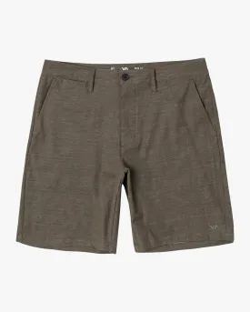 Back In Hybrid Shorts 19" - Olive