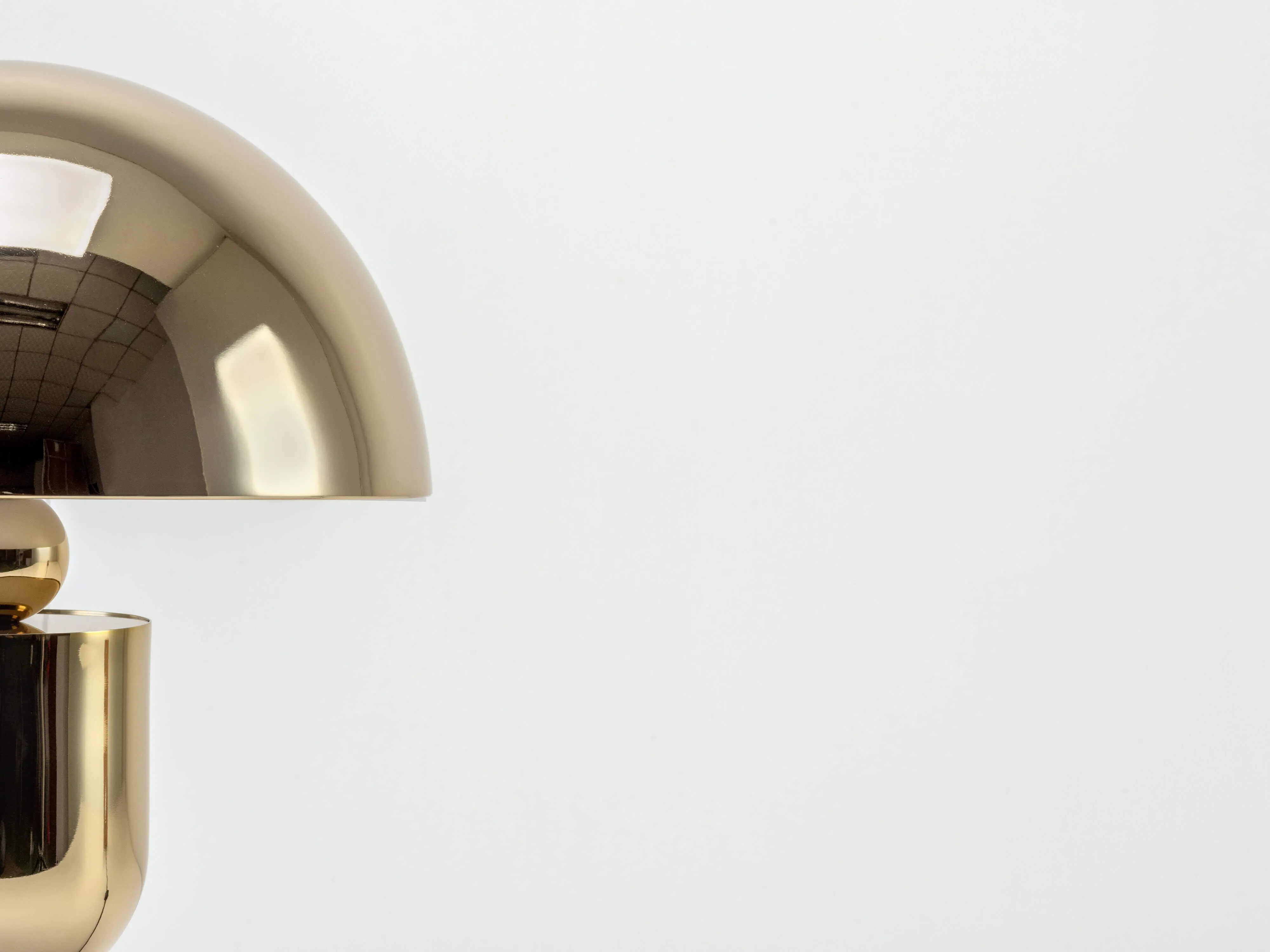 Brass mushroom dome table lamp