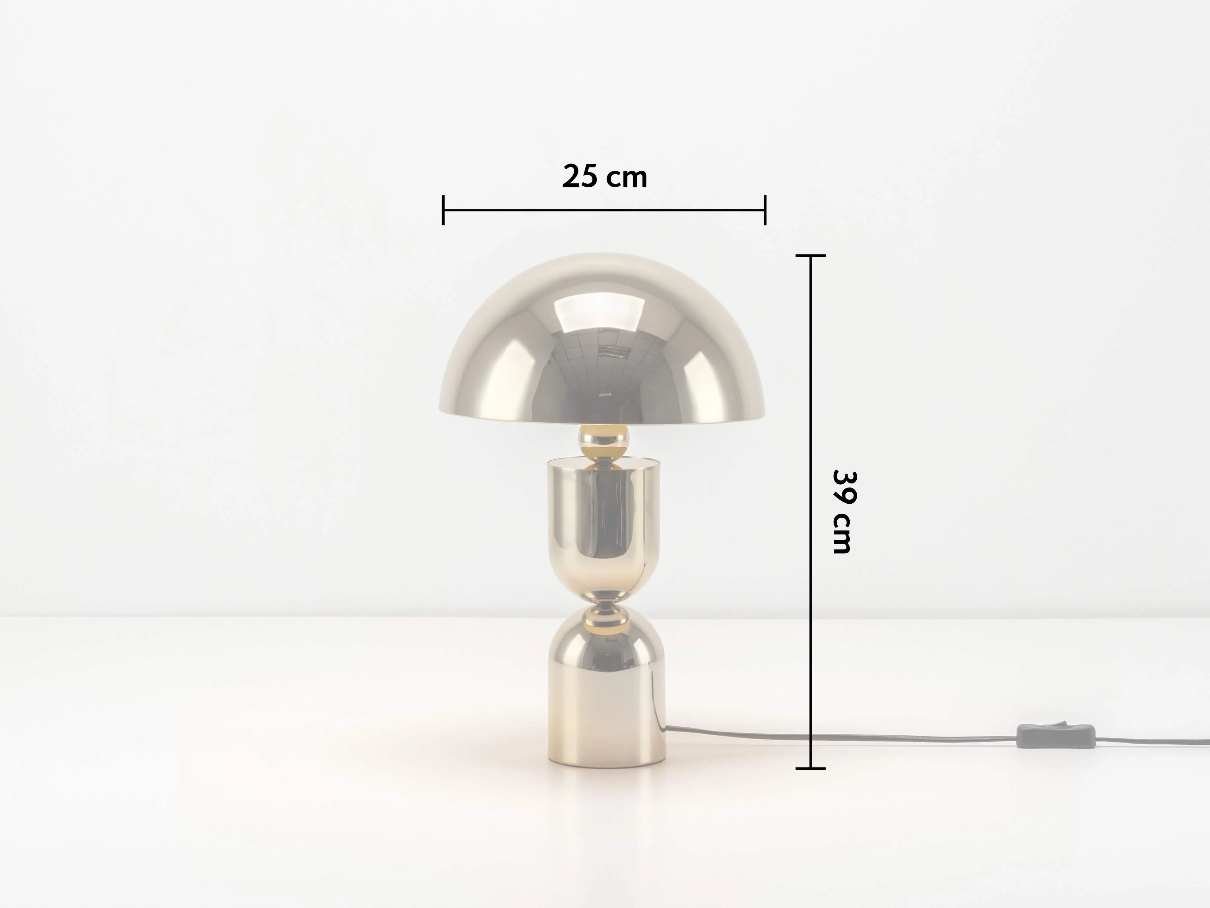 Brass mushroom dome table lamp