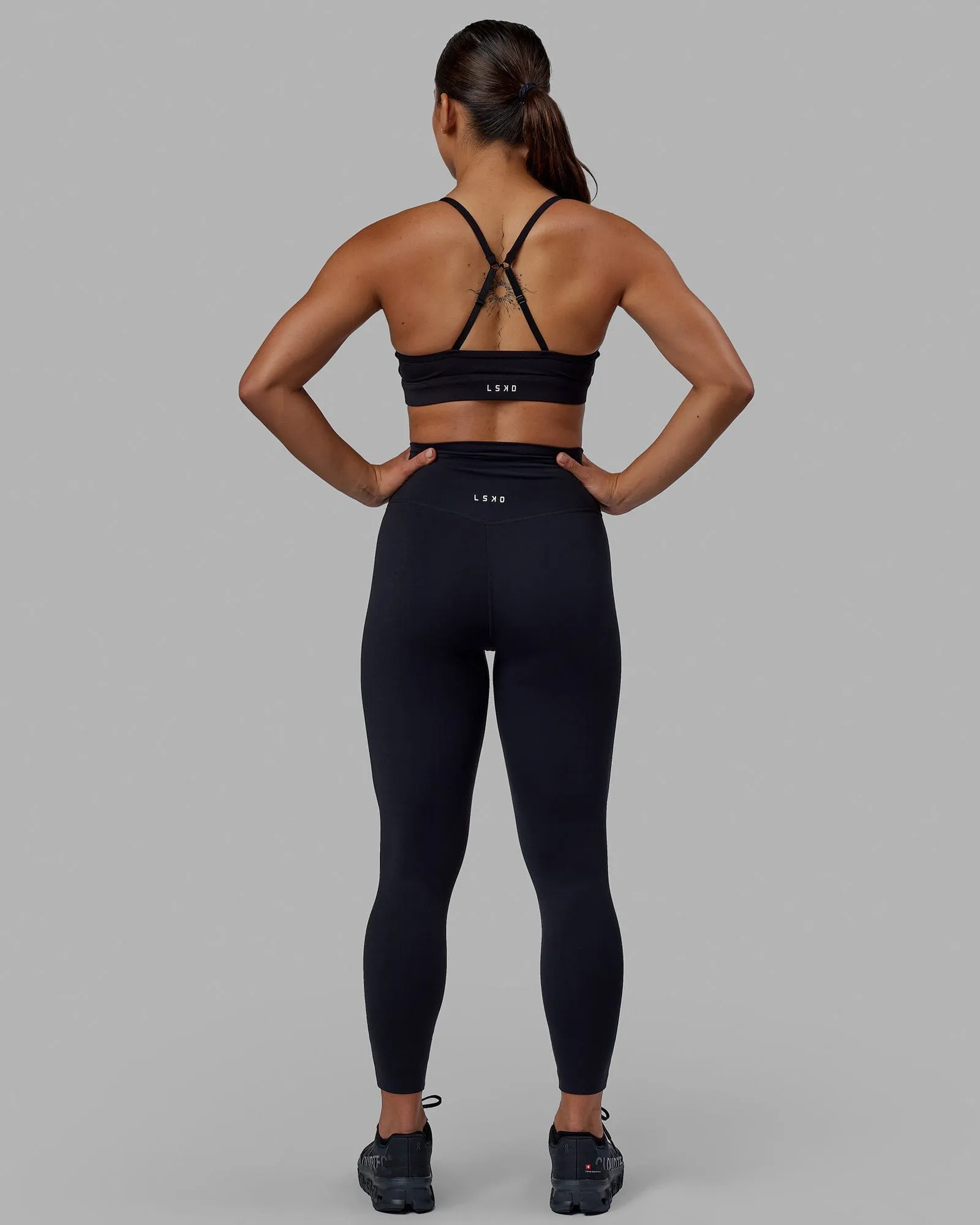 Elixir 7/8 Length Leggings - Black No Logo