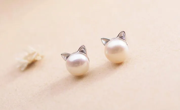 Purrfect Pearl Earrings