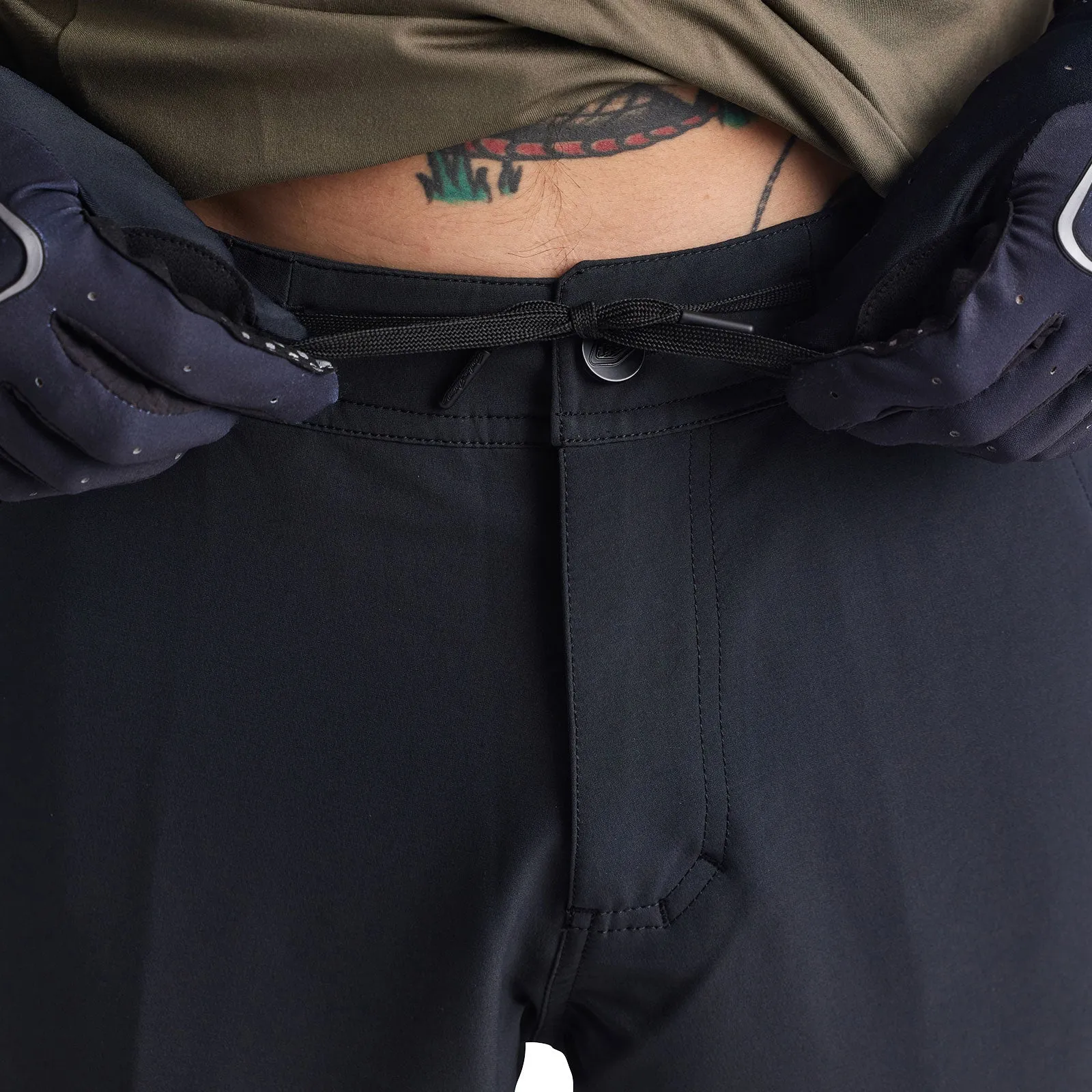 Ruckus Long Travel Pant Mono Carbon